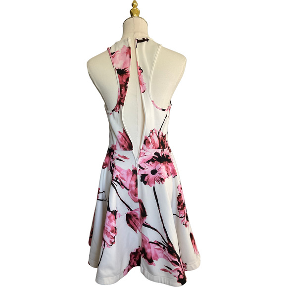 B. Darlin Womens Small White Pink Dress Floral Print Fit and Flare Halter Spring - Picture 10 of 10